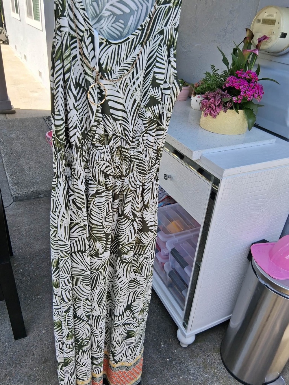 Tropical Leaf Print Maxi Dress in Olive & White